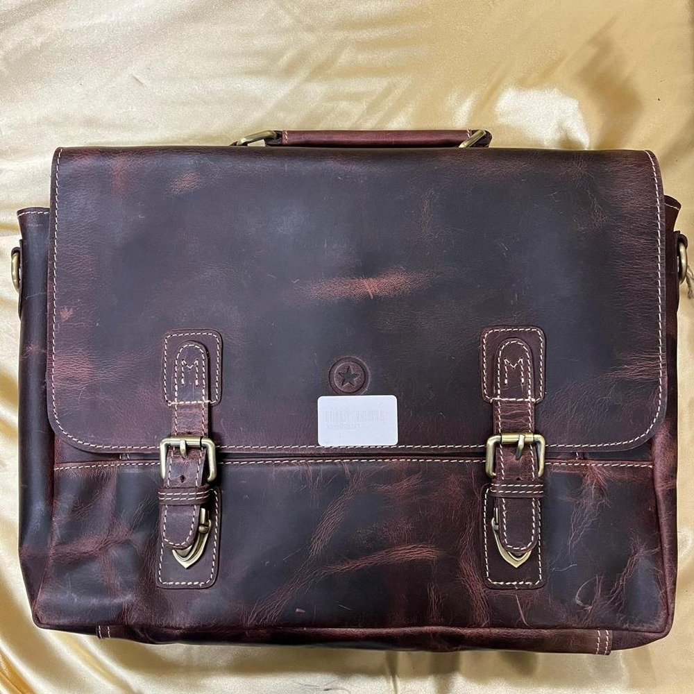 NWT Aaron Leather Goods 1pc bag